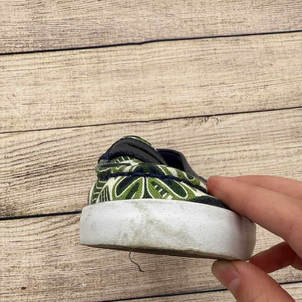 Cole Haan Green Leaf Print Women's Loafers - Picture 4 of 11